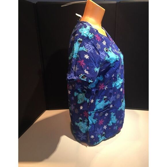 Cookie Monster Sesame Street Scrub Top Size Small - Picture 4 of 11